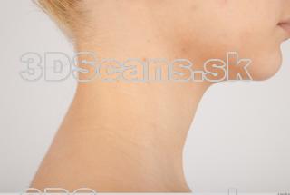 Photo reference of neck 0003